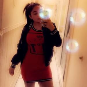 Meet your Posher, Elisa